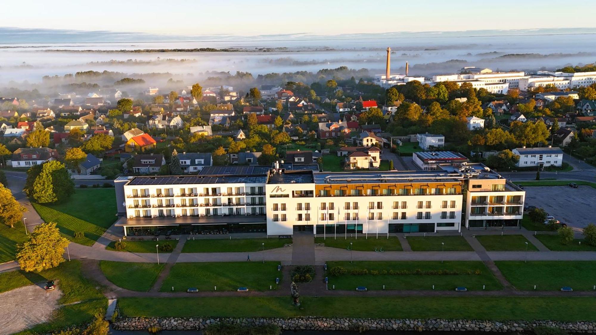 Oe Seaside Suites & Spa Kuressaare Dış mekan fotoğraf